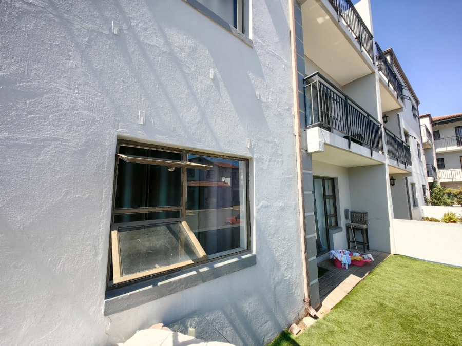 2 Bedroom Property for Sale in Parklands Western Cape